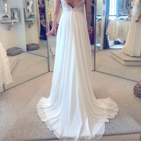 Symphony of Venus Dresses & Skirts - Beautiful Wedding Dress